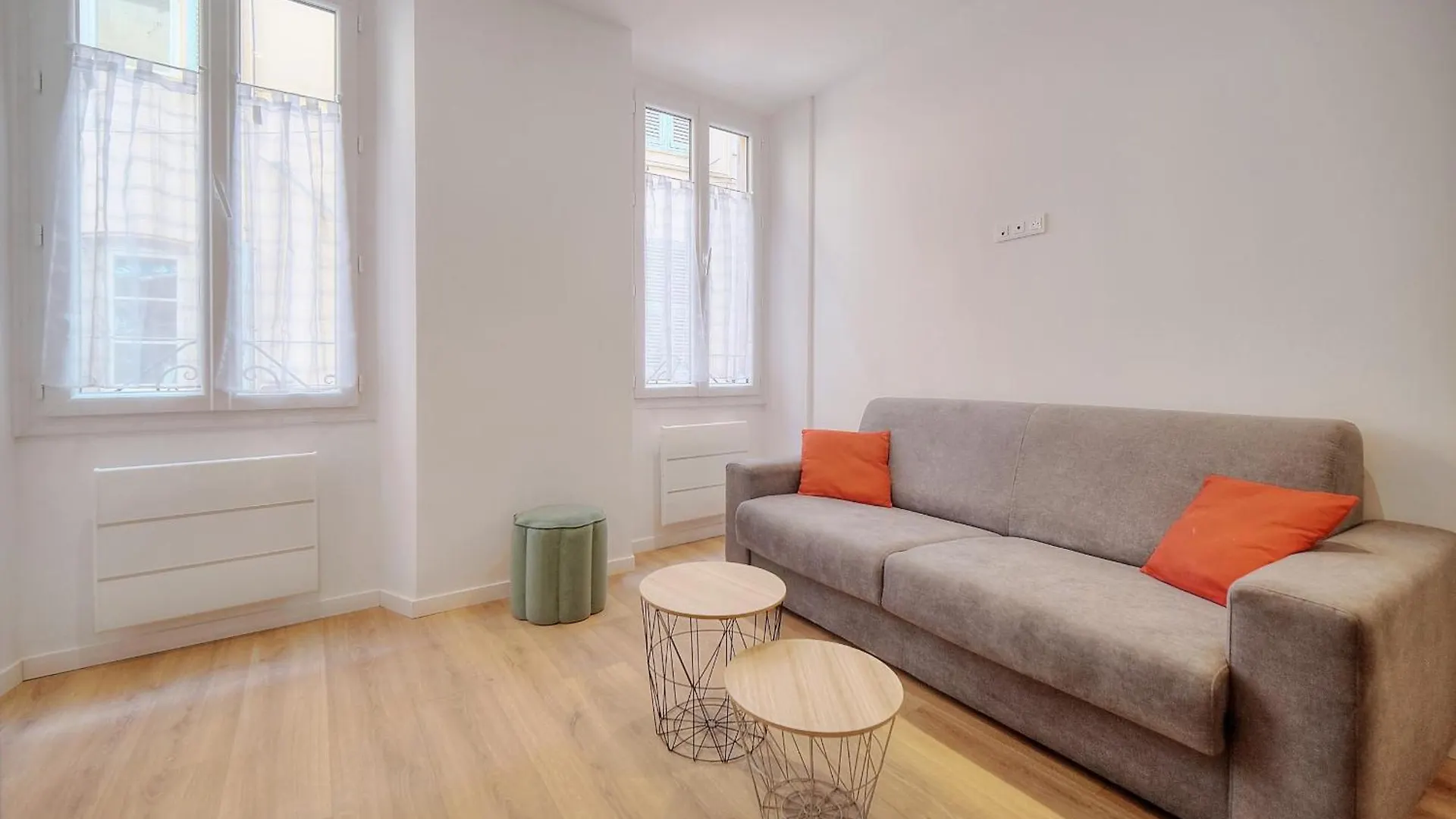 Apartament Charmant 3 Pieces Centre Ville A2B243 Cannes