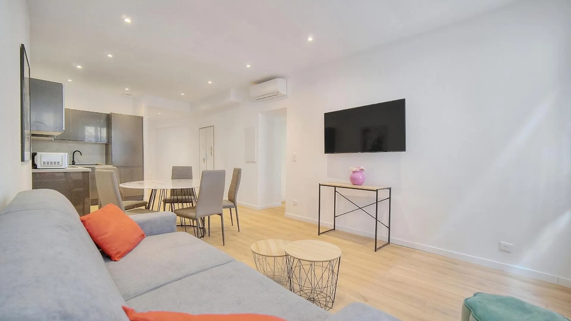 Charmant 3 Pieces Centre Ville A2B243 Cannes