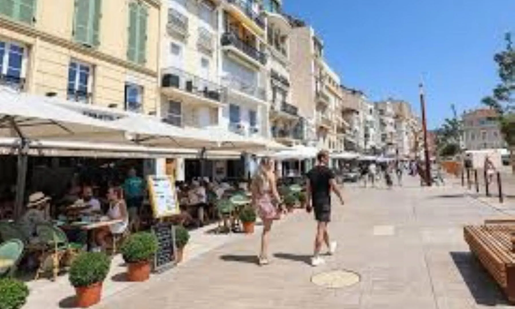 Charmant 3 Pieces Centre Ville A2B243 Cannes
